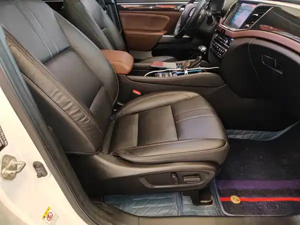 GAC Trumpchi GS8 2019