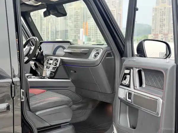 Mercedes-Benz G-Class 2023