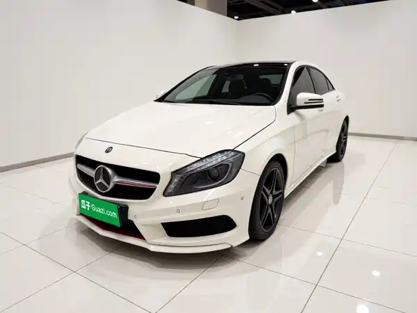 Mercedes-Benz A-Class 2015