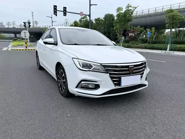 Roewe i5 2020