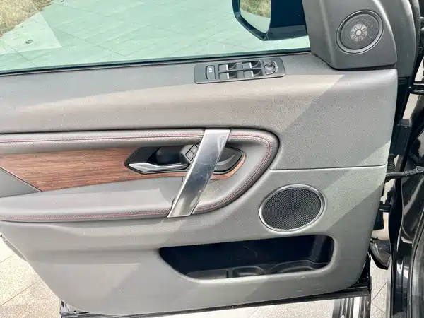 Land Rover Discovery Sport 2020