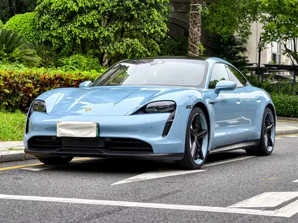 Porsche Taycan 2019