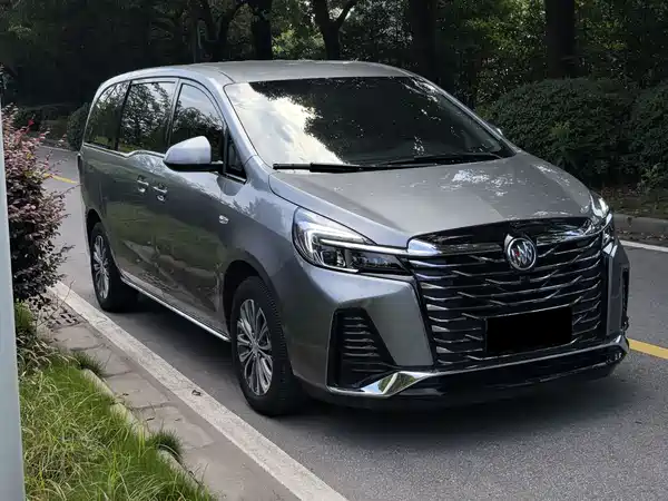 Buick GL8 2024