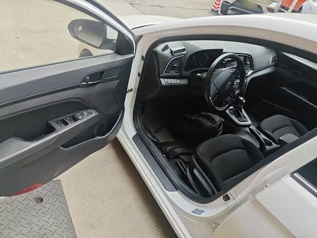 Hyundai Celesta 2018 — фото 12