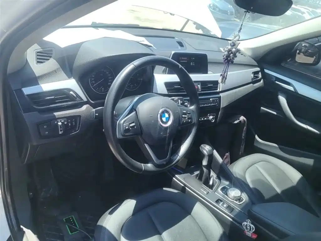 BMW X1 2018 — фото 10
