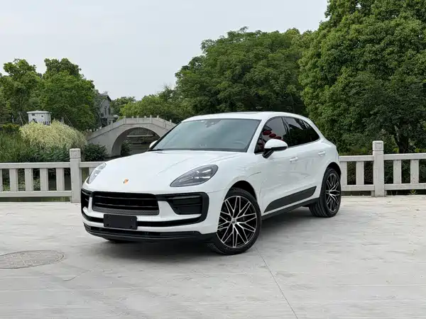 Porsche Macan 2023