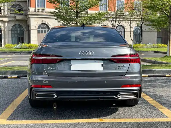 Audi A6L 2021
