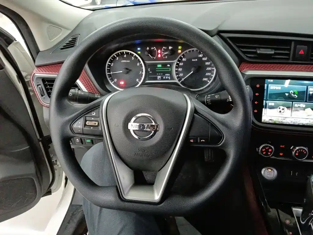 Nissan Bluebird 2019 — фото 11