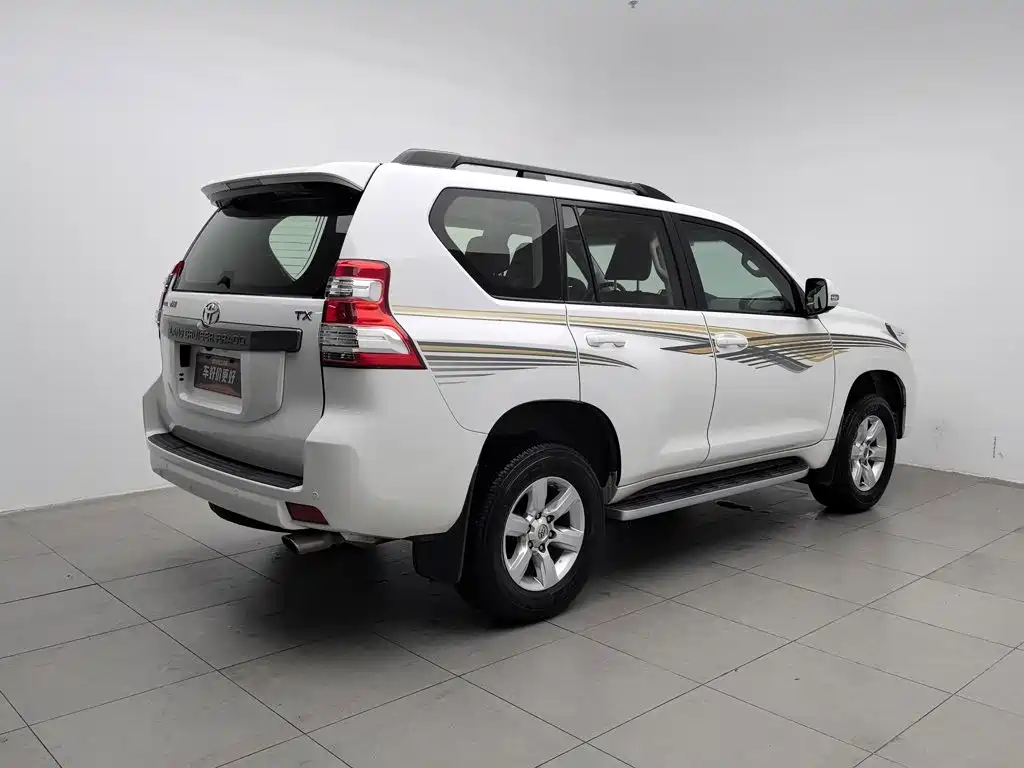 Toyota Prado 2016 — фото 2
