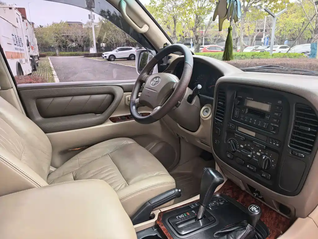 Toyota Land Cruiser 2001 — фото 13