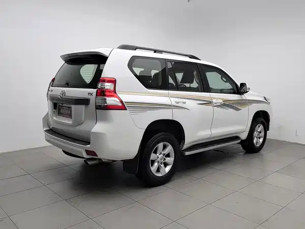 Toyota Prado 2016