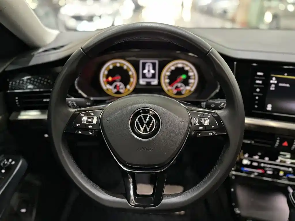 Volkswagen Passat 2021 — фото 17