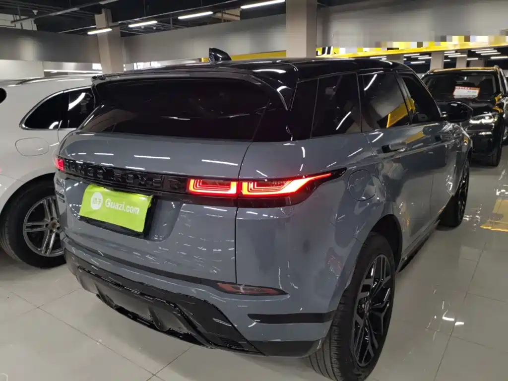 Land Rover Evoque 2021