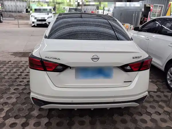 Nissan Teana 2020