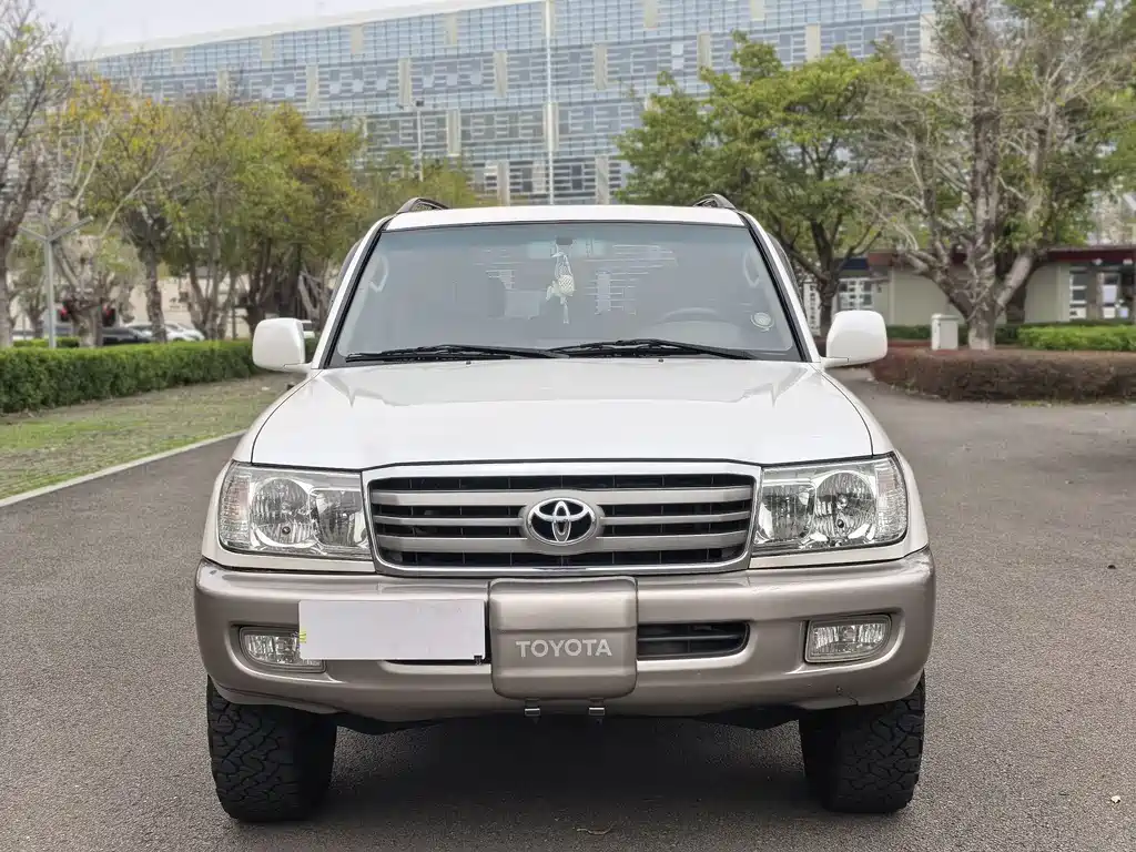 Toyota Land Cruiser 2001 — фото 2
