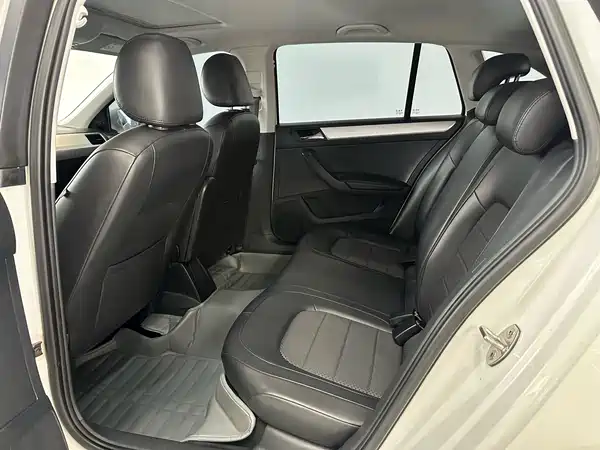 Skoda Rapid Spaceback 2016