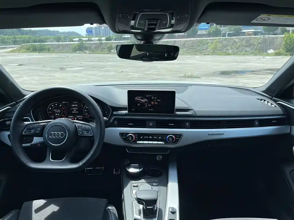 Audi A4 2020
