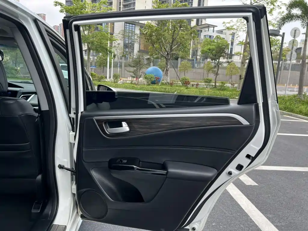 Honda Jade 2019 — фото 15
