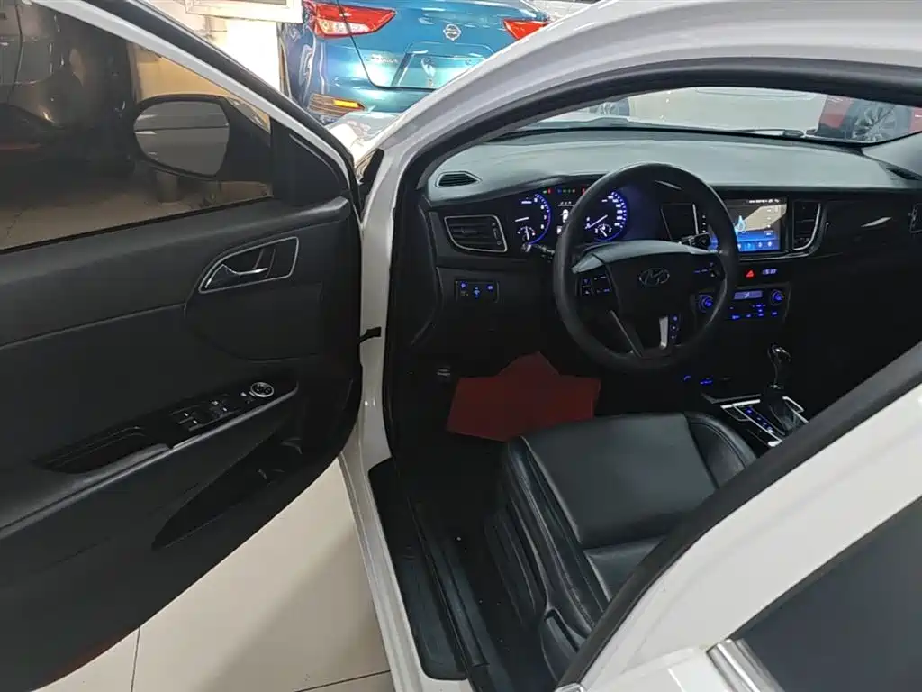Hyundai Mistra 2016 — фото 16