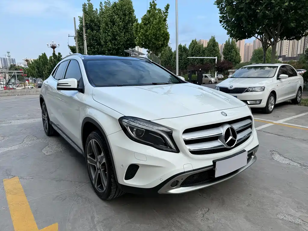 Mercedes-Benz GLA 2015 — фото 3