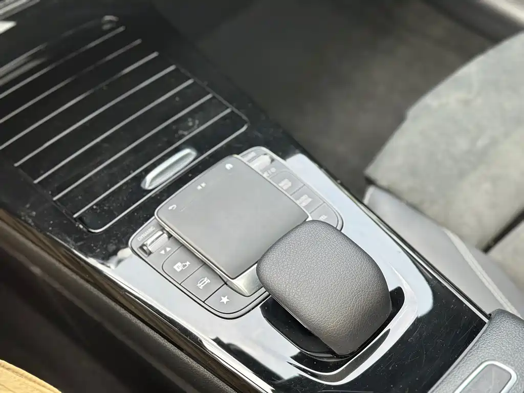 Mercedes-Benz A-Class 2022 — фото 24