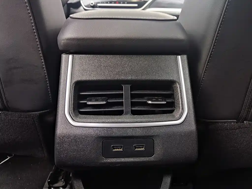 Haval H6 2023 — фото 11