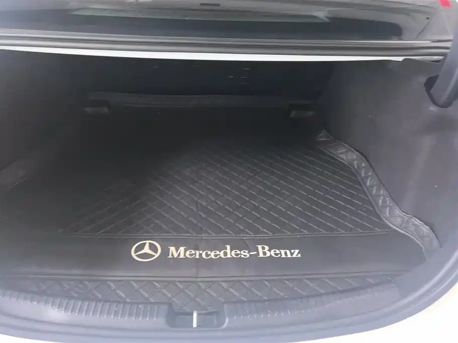 Mercedes-Benz C-Class 2022 — фото 4