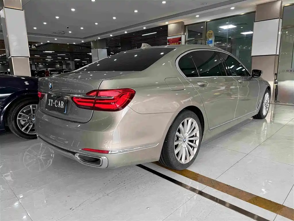 BMW 7 Series 2017 — фото 4