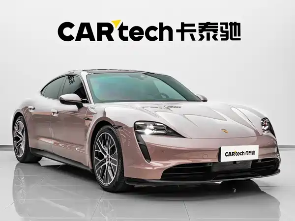 Porsche Taycan 2024