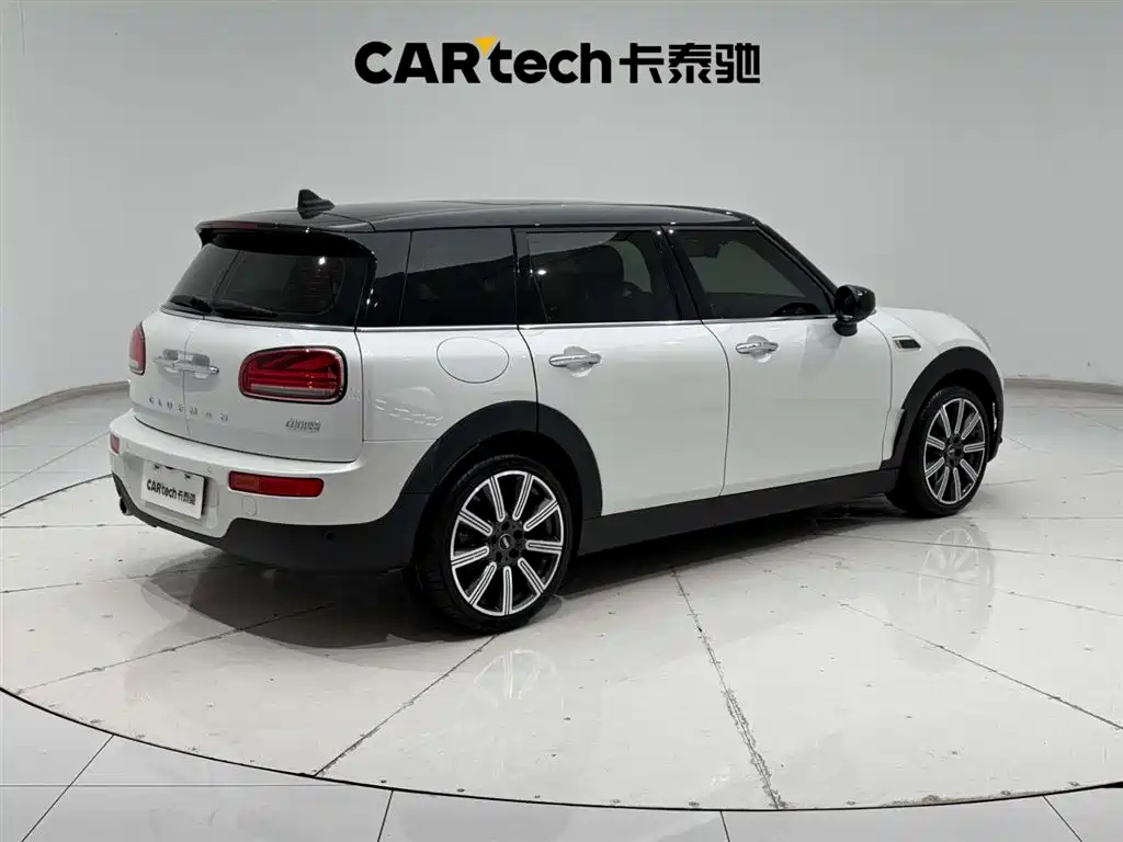 MINI Clubman 2023 — фото 11
