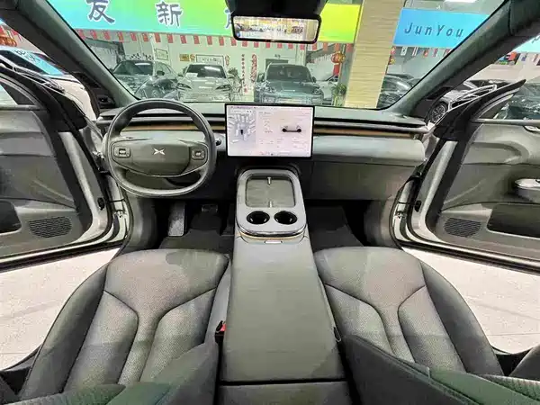 XPeng G7 2025