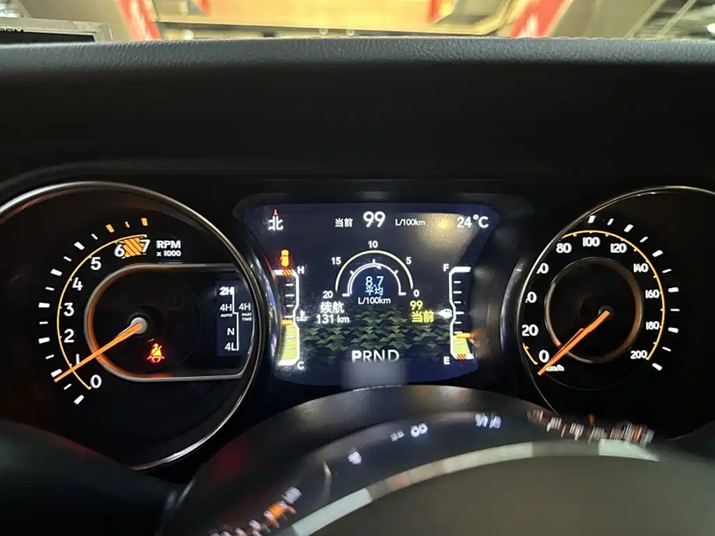 Jeep Wrangler 2021 — фото 16