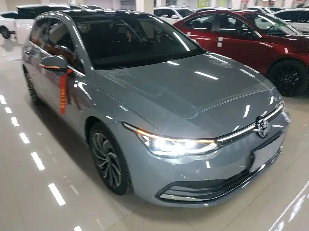 Volkswagen Golf 2022