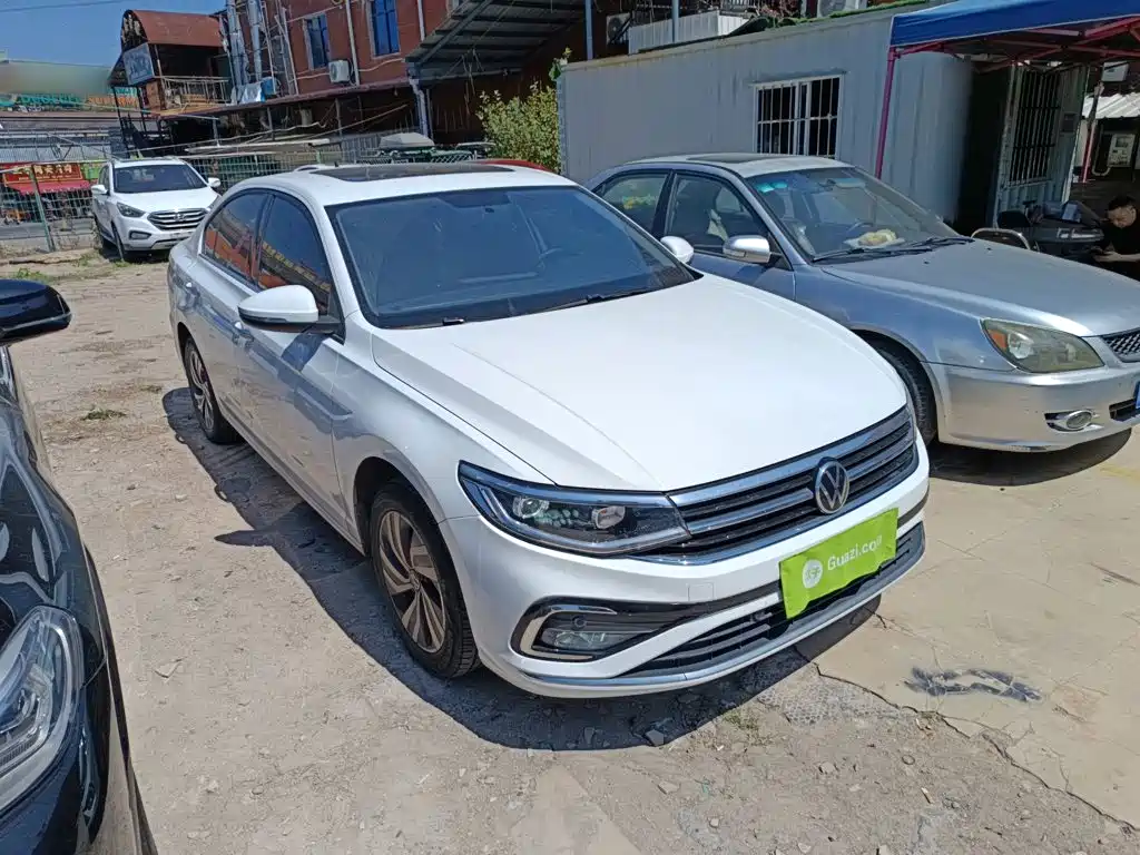 Volkswagen Bora 2023