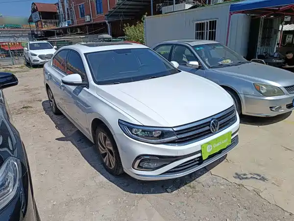 Volkswagen Bora 2023