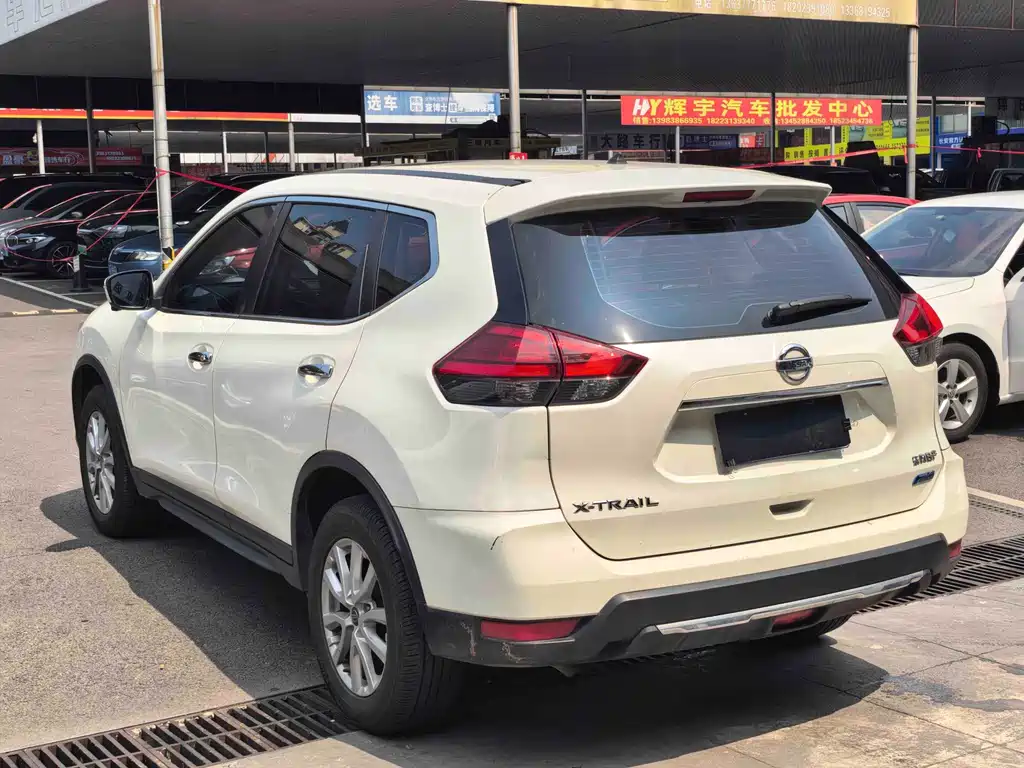 Nissan X-Trail 2018 — фото 4