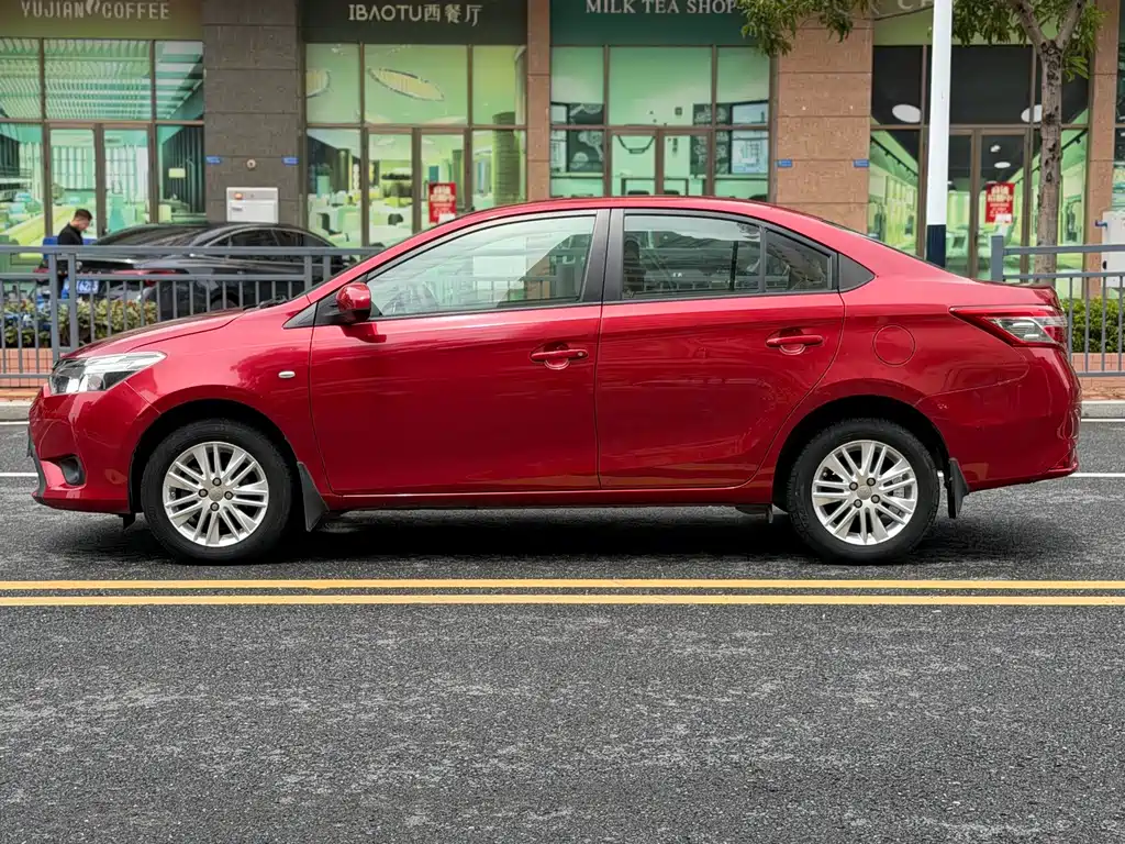 Toyota Vios 2014 — фото 12