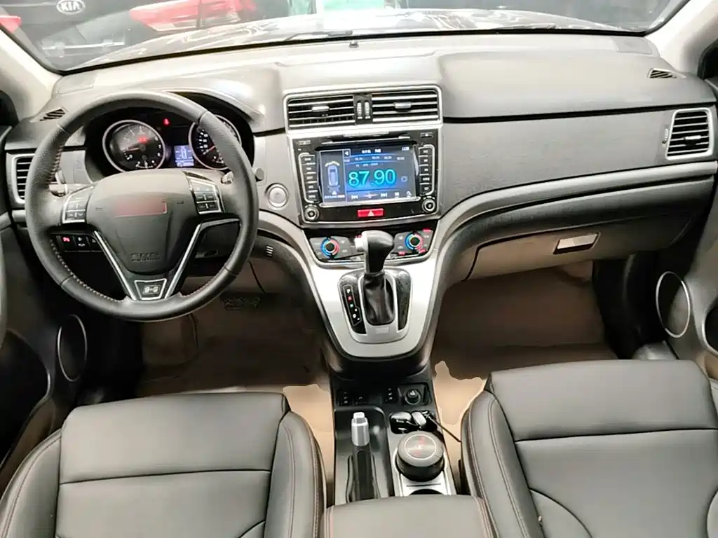 Haval H6 2015 — фото 10
