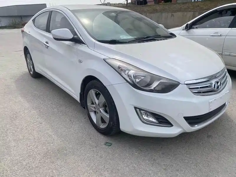 Hyundai Elantra 2014