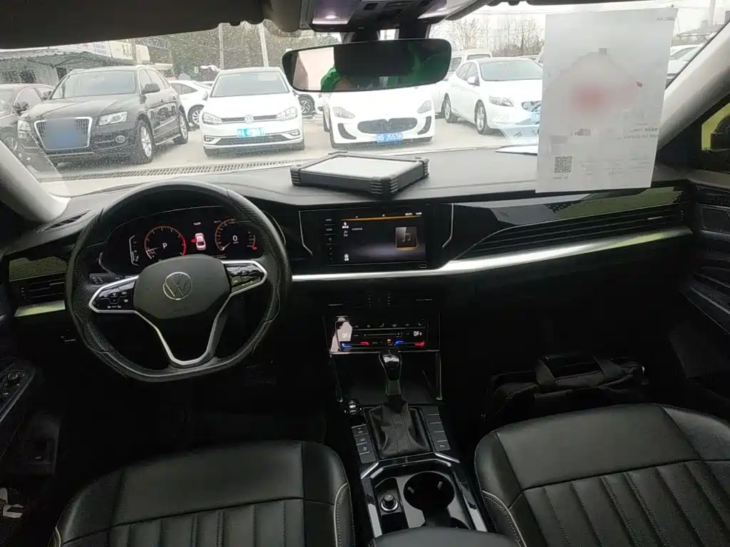 Volkswagen Passat 2023