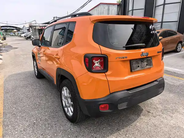 Jeep Freeman 2020