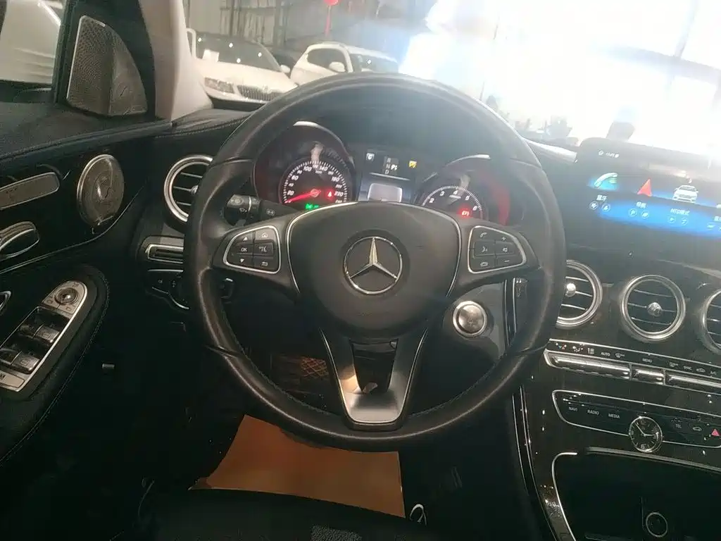 Mercedes-Benz C-Class 2016