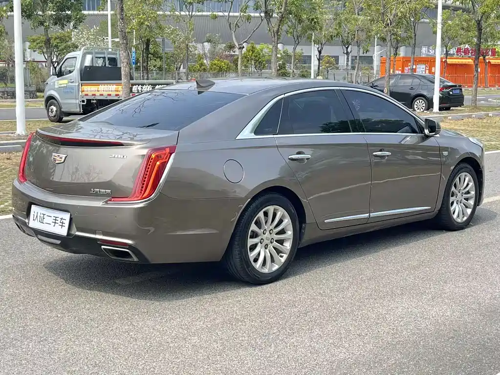 Cadillac XTS 2018 — фото 23