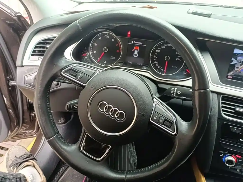 Audi A4L 2016 — фото 11