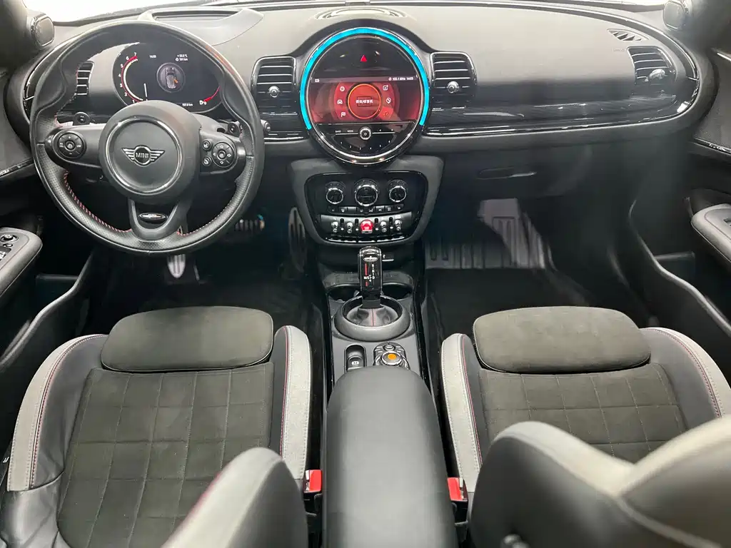 MINI JCW CLUBMAN 2021 — фото 12
