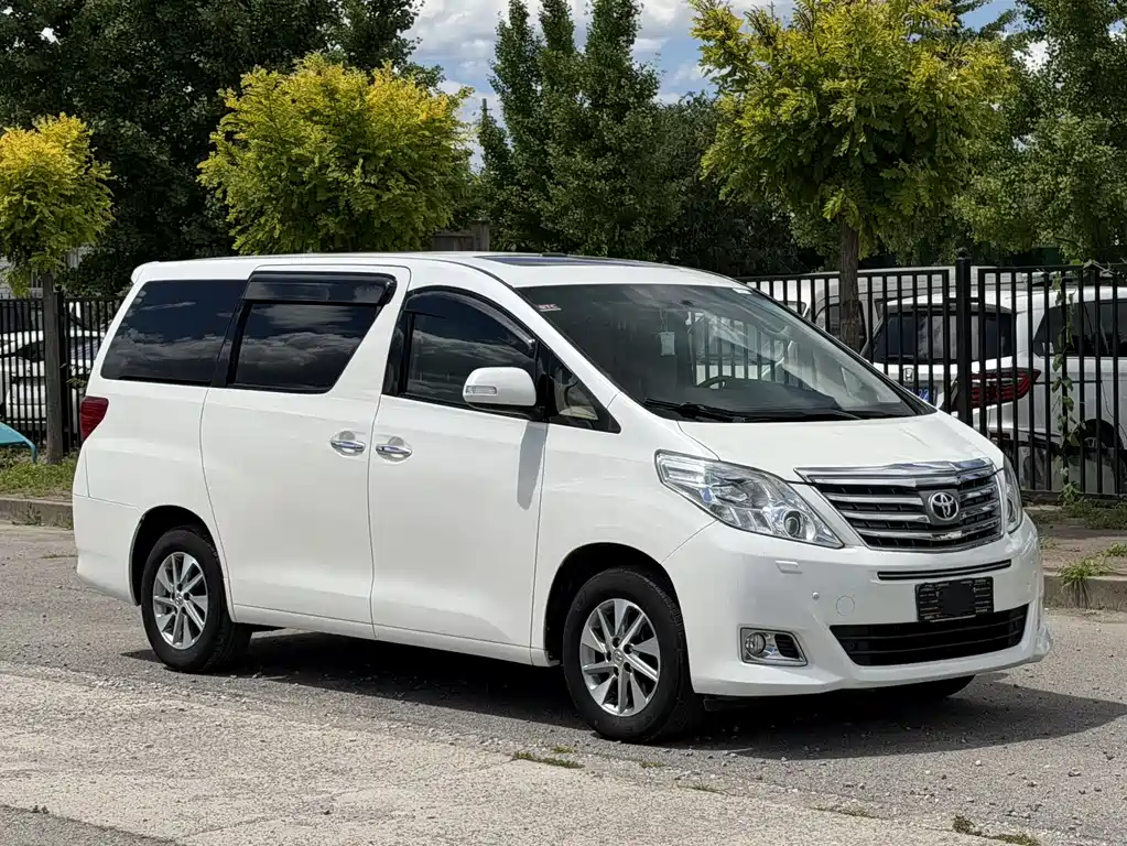 Toyota Alphard 2014 — фото 3
