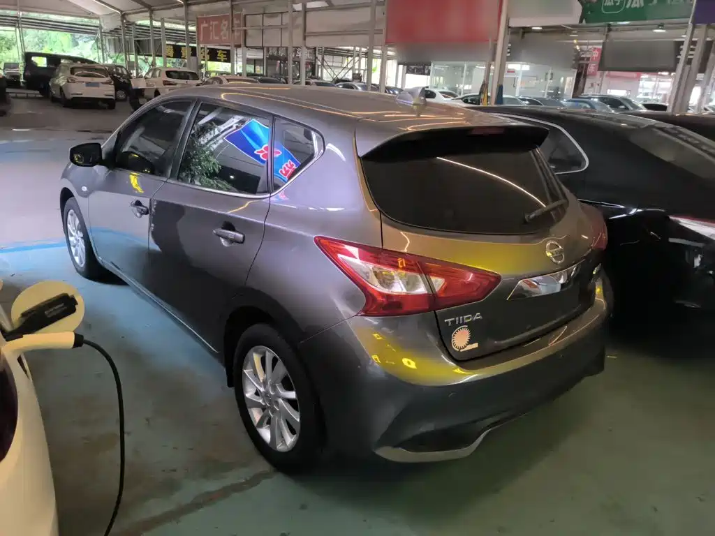 Nissan Tiida 2018 — фото 23