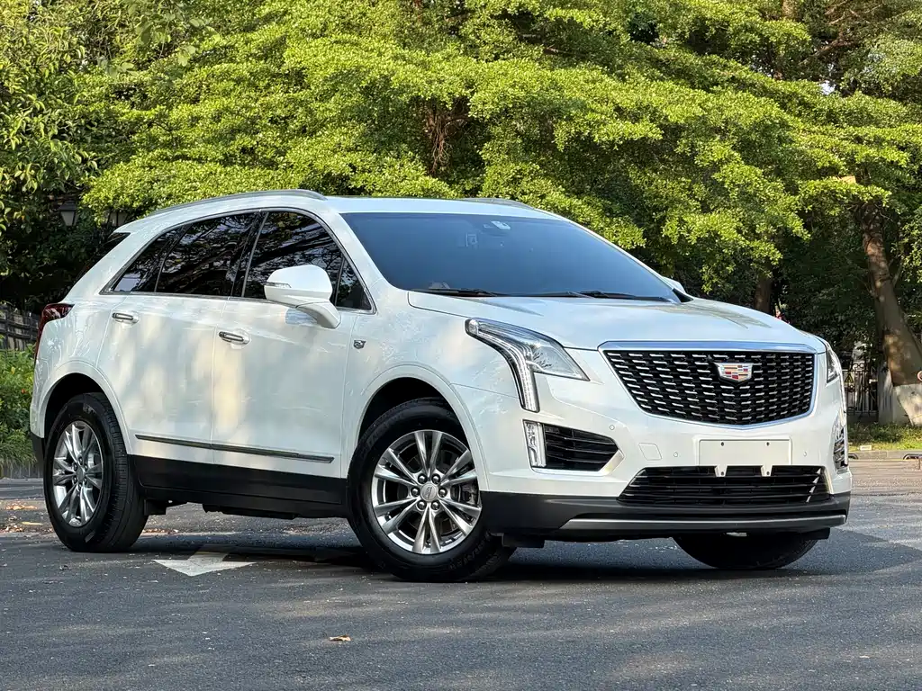 Cadillac XT5 2021 — фото 2
