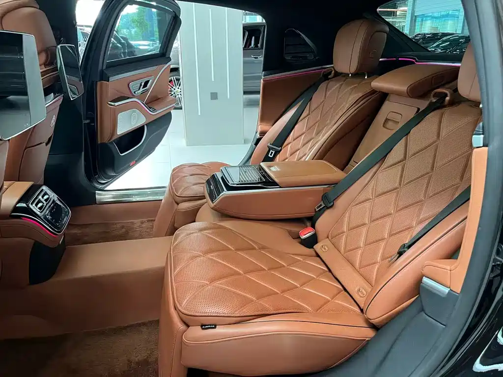 Mercedes-Benz Maybach S-Class 2023 — фото 8