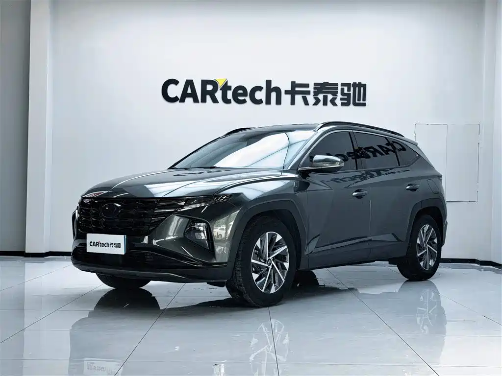Hyundai Tucson 2024 — фото 1